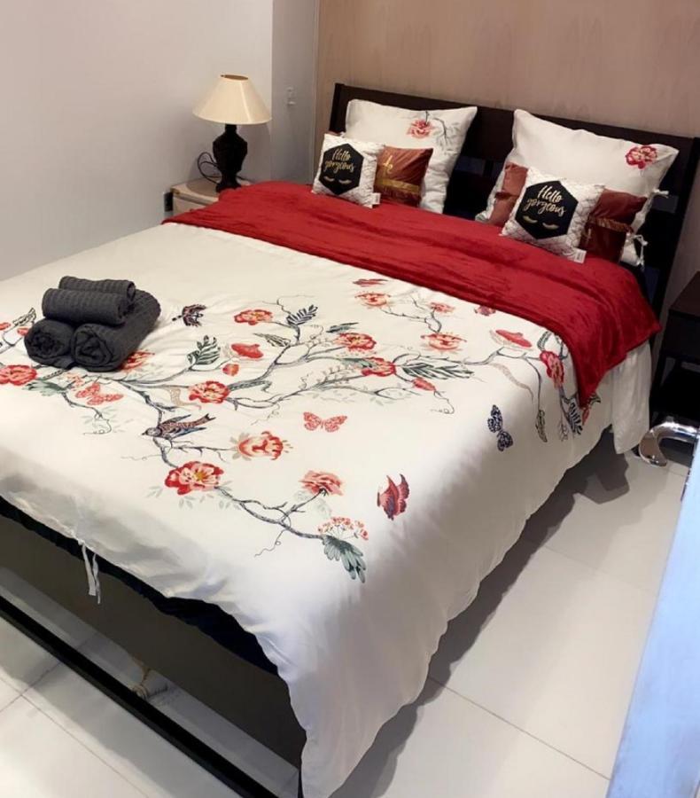 Larnaca Room, 50M To The Finikoudes Beach Ngoại thất bức ảnh